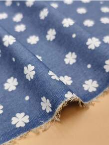 1 pièce Tissu en jean mince 100% coton imprimé de bandes dessinées, matériel de couture DIY, pré-coupé (19 po*58 po, 39 po*58 po), convient pour la couture et l'artisanat, les motifs incluent papillon, étoile, trèfle, petit point. Matériau en jean pré-lavé mince pour robes, jupes, shorts, chapeaux, sacs d'art, fonds de photographie, nappes, accessoires pour cheveux