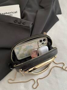 2025新款女士金属装饰个性设计单肩斜挎包 - 黑色 - 查看 6