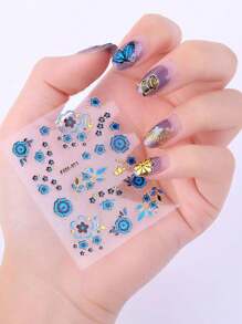 30 pezzi Adesivi per unghie blu metallizzati, nastro adesivo per unghie, adesivi per unghie floreali, d'erba e farfalle, accessori per unghie per uso quotidiano, banchetti e tempo libero