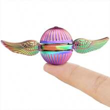 Harry-Golden Snitch-Magic：天使之翼手指旋转器 - 减压减压专注玩具 - 不锈钢玩具 - 坚不可摧的玩具 - 生日礼物、礼物、圣诞礼物、节日礼物、礼品玩具 - 彩色 - 查看 3