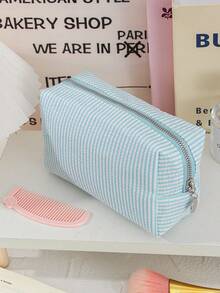 1 Pc Seersucker Hand Holding Large-Capacity Toiletry Bag, Print Stripe Makeup Pouch Travel Cosmetics Storage Bag, Candy Color Makeup Bag Woman's Cosmetic Pouch Suitable For Birthday Gifts, Travel Essential Delicate Fashion Makeup Bags Zipper Bag European And American Style Cosmetic Pouch For Woman,Girl,Ladies Lightweight Skincare Storage Bag For Travel - Multicolor - View 26