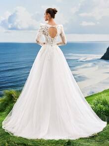 Plunging Neckline Lace Long Sleeve A-Line Ethereal Elegant Romantic Luxurious White Wedding Dress Outdoor Wedding Dress Church Wedding Dress Garden Wedding Dress Beach Wedding Dress Royal Wedding Dress - White - View 3