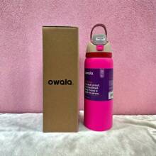 Vaso de camping OWALAS de 940 ml (32 oz) H2.0 | Botella de agua de acero inoxidable con aislamiento al vacío de doble pared, a prueba de fugas y resistente a golpes, con retención de frío/calor, mosquetón y tapa rápida para senderismo, mochilerismo y viajes (preparado para café helado)
