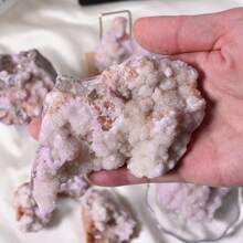 1 Stück unregelmäßiges violettes Mineralien Exemplar - geeignet für Haus Dekoration, Aquarium Dekoration - die bevorzugte Sammlung für Mineralien Liebhaber - das perfekte Geschenk für Feiertage
