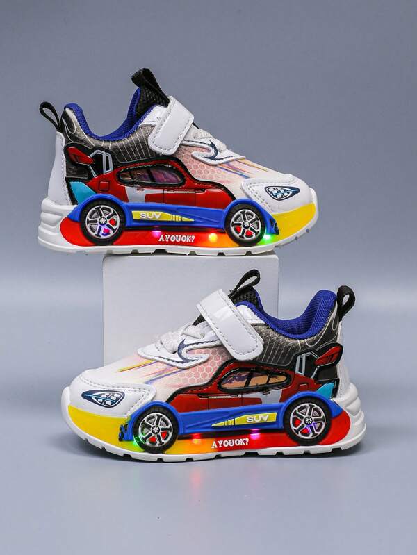 1 paire de baskets de sport respirantes à LED lumineuses en forme de voiture, convient aux garçons et aux filles - casual, amortissantes, antidérapantes pour toutes les saisons, idéales pour la course et la marche en extérieur