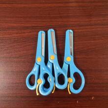 1pc/2pcs/3pcs Safety Scissors, Plastic Scissors For Students Handicrafts, Cutting Shears, Plastic Wrapped Small Scissors For Beginners, DIY Art Tools, Children Students Office Scissors,Back To School