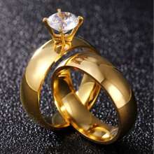 2 piezas Anillos de pareja de acero inoxidable chapados en oro de 18K con circonita cúbica, regalos elegantes de anillos de pareja para cumpleaños/boda