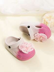 1 par de sandalias de playa/chanclas de verano para niños, con decoración de flor de perlas y degradado de color en EVA, cómodas, livianas y transpirables