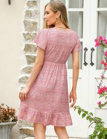 Yesfashion Women's Maternity Short Sleeve Ruffle Dress V Neck Summer Casual Smocked Flowy Midi Dress For Baby Shower Photoshoot - 粉紅色豹紋 - 查看 3