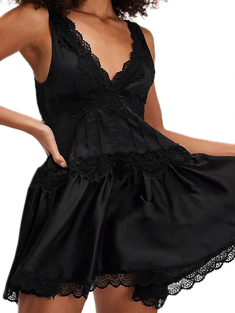 Womens Slip Lace Mini Dress Y2k 90s Vintage Aesthetic Summer Teen Girls Flowy Tiered Swing Dress Boho Coquette Drop Waist Short Dress - 黑色 - 查看 1
