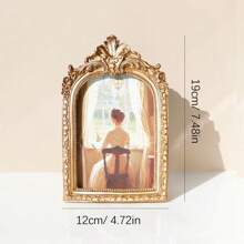 1pc Classical Retro Photo Frame, Vintage-Style Faux Wooden Carving Frame, Decorative Desktop/Wall Picture Frame, Gold Flower Design, Wedding/Home Decor, Resin Framed, Vintage Literature & Lighting Theme, Luxury Embossed Hanging Ornament, Elegant Home Accessory