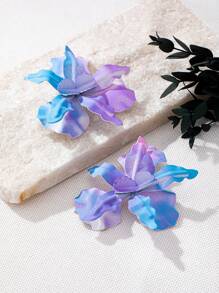 1 Pair Flower Pendant Earrings, European And American Fashion Vacation Style For Women, Color And Flower Shape Randomly Assorted