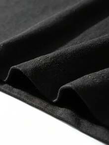 Plus Size, Plus Size Women's Heart & Paw Print Tee - Casual Black Crew Neck Short Sleeve Top| Soft Blend| Machine Washable| Ideal For Spring/Summer, Relaxed Fit, Summer Outfit, Design, Breathable Fabric, Durable Construction, Printed Shirt, Fashion Enthusiasts, Summer Wardrobe - 黑色 - 查看 4