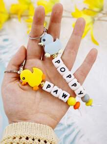LICVIC Porte-clés personnalisé, pendentif animal de bande dessinée personnalisé, porte-clés en silicone canard personnalisé, porte-clés personnalisable avec lettres perlées, convient pour la Saint-Valentin, la Fête des Mères, la Fête des Enfants, les anniversaires, convient pour les clés DIY, les sacs d'école, les sacs à main, les décorations, convient pour elle/lui, la meilleure amie, le copain, le couple, le mari, la femme, le père, la mère, le collègue, la famille