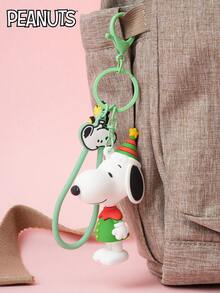 Peanuts 1件花生漫画官方授权冬季系列立体挂件钥匙扣，蓝色连衣裙，红色圣诞老人，绿色圣诞人物挂件，装饰性防污时尚可爱，可作钥匙、手机、背包装饰，必备装饰品，送礼佳品，汽车配件，包包挂饰，校园卡通哥特风Y2K万圣节配件，教师节礼物创意，包包配件，带证件夹的挂绳，汽车配件，包包挂饰，送给朋友或姐妹的礼物