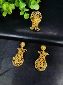 3pcs/Set Fashionable Women Gold-Plated Floral Pendant Necklace, Earrings, Ring Jewelry Set, Suitable For Saudi Arabia, European And American Brides, Weddings, Dates, Dresses, New Year, Valentine's Day, Mother's Day - Yellow Gold - View 3