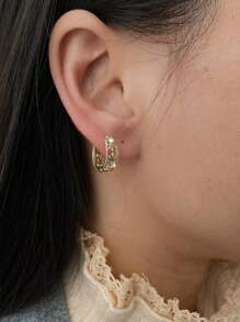 1 Pair Chic Rhinestone Embedded Geometric Round Earrings, Suitable For Dates Or As Gifts