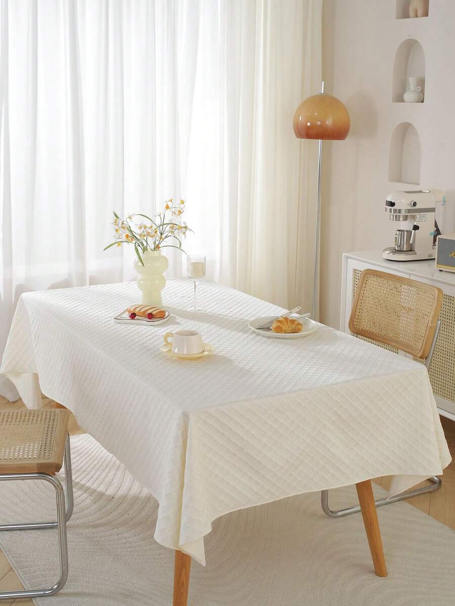 1pc Solid Color 3D Plaid Edged Tablecloth, Minimalist Style All Polyester Dust-Proof Anti-Slip, Suitable For Daily Use, Weddings, Holiday Gatherings And Other Table Decor - Beige - View 1