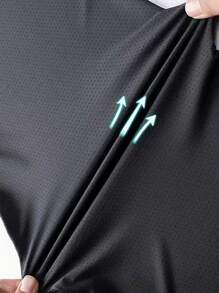 Maglietta da uomo estiva, ad asciugatura rapida, in tessuto serico traspirante, casual e versatile, leggera a maniche corte, confortevole per lo sport e l'aperto