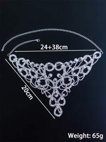 Elegant & Luxurious Silver-Plated Crystal Floral Necklace