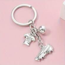 1 Piece Of Three-Dimensional Football Shoe Alloy Keychain, Fashionable And Classic Men's Style Car Bag Pendant Car Accessories Bag Charm Backpack For School