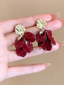 2pcs White Flower Petals Dangle Earrings Boho Vacation Style Holiday Ear Ornaments Female Gift Valentines,Mom,Mother,Mother's Day,Gift - Multicolor - View 5