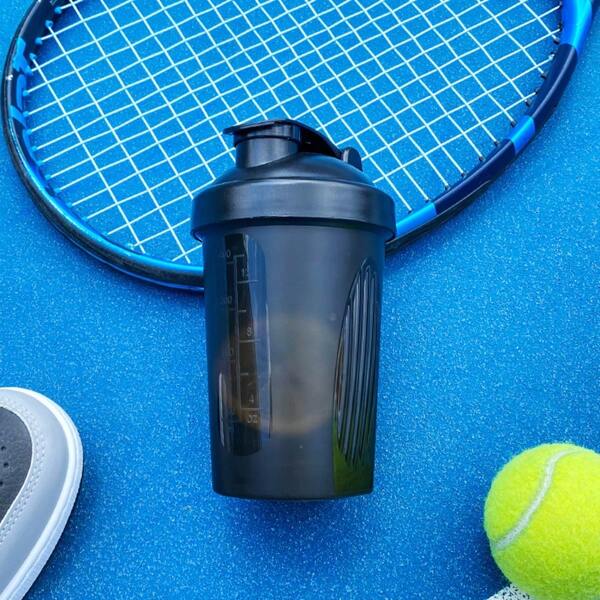 Classic Shaker Bottle, Ideal For Protein Shakes And Pre-Workout, 20oz, Black And White