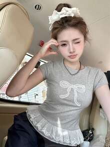 蝴蝶结刺绣蕾丝短袖T恤，宽松设计小众夏季上衣 - 灰色 - 查看 2