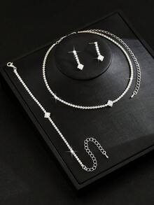 4件套女士优雅首饰套装，包括项链、耳环和手链，适合派对、新娘、感恩节和情人节等场合佩戴。 - 銀色 - 查看 3