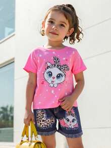2 bucăți ținută de vară cu imprimeu leopard pentru fete - Set tricou și pantaloni scurți cu fundal și pisicuță, îmbrăcăminte casual pentru copii mici - Roz fierbinte - Vizualizare 1