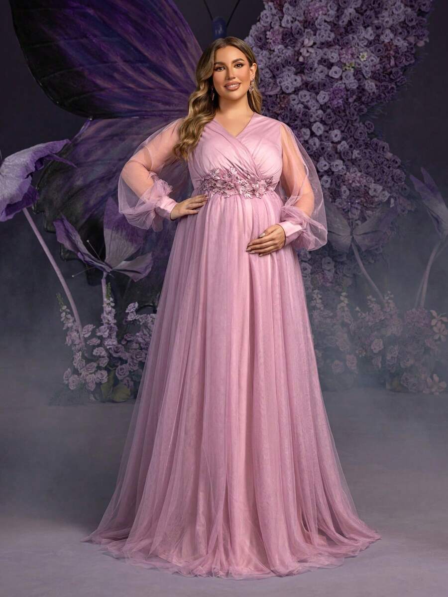 Faeriesty Dressalisa 加大码优雅孕妇礼服,V 领和透明薄纱长袖 | 花卉装饰 A 字廓形,适合孕期写真拍摄、迎婴派对、婚礼宾客活动、正式里程碑庆典和人像拍摄 | 专为准妈妈设计的永恒新娘风格设计 - 藕粉色 - 查看 1