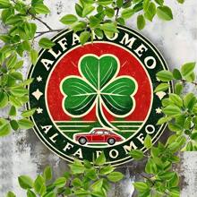 1 Stück 2D flach, Vintage Holzschild - Alfa Romeo Auto Thema runde dekorative Wanddekoration, 8x8 Inch, grün und rote Wandkunst, für Zuhause, Büro, Bar, Café, Strandhaus, Garten, inklusive Sterne Deko - zufälliges Loch-Design
