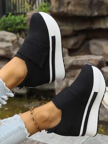 Women's Thick Sole Wedge Heel Casual Sneakers, Fashion Versatile Lightweight & Comfy - Black - View 3