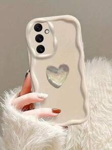 1 Stück Handyhülle mit Herzenmuster, 3D-Wellentextur + cremefarbig, mit Herzanhänger, vintage cremefarbig, kompatibel mit iPhone 17, 17 Pro, 17 Pro Max, 17 Air, 16E, I16, I16 Pro Max, I15, I15 Pro Max, 12 Pro Max, 13 Pro Max, 14 Pro Max, 13, 14, 11, 12 Pro, 14, IXS, XR, 78P, 78GES2, Redmi, OPPO, Transsion Phones - Geburtstagsgeschenk, Geschenk für beste Freunde