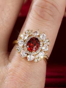 1pc Luxury Sparkling Elegant Oval CZ Floral Edging Full Rhinestone Palace Style Women's Ring, Gift For Engagement, Wedding, Anniversary, Birthday, Proposal - Pomegranate Red - View 4