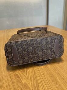 Bolso tote de gran capacidad para mujer, bolso de hombro casual para viajes, bolso cruzado ligero, de marca de lujo, versátil y de alta gama, nuevo bolso casual 2025 - Café - Ver 8