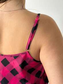 Women's Tank Top With Adjustable Straps Basic Crepe Strappy Top - Pink Chess - View 2