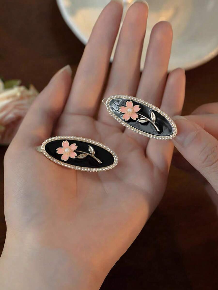 1 件复古仿珍珠滴油花金属发夹配饰女士、女士发饰、美发工具、美容配饰、女士卷发配饰、秋季、旅行、美发工具、女士配饰、发饰、秋季、头发、发饰、配饰、女士发饰、旅行、发饰、女士配饰、发饰、女士发饰、美发工具、发饰、东西、美容配饰 - 彩色 - 查看 1