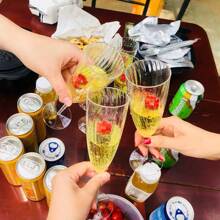 6-Ounce Clear Champagne Glasses, Disposable Cups Suitable For Parties, Weddings, Banquets, Family Holidays, Picnics, Cocktails, Mimosas, Bars, Engagements, Thanksgiving, Christmas, And Baking