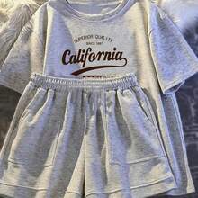 Dziewczęcy letni zestaw strojów California Print od 1987 r., koszulka z krótkim rękawem i luźne spodenki z modnymi kieszeniami, odpowiednie na zewnątrz