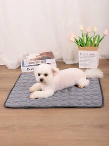 1 件多用途薄凉垫，透气可洗，适合夏季小型/中型/大型猫狗睡觉，薄垫设计，适合可爱宠物（重要提示：这是薄垫子，不是厚冰垫，适合在空调房间使用） - 棕色 - 查看 7