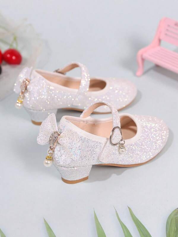 A Pair Of Cute 2025 New Children's High-Heeled Shoes, Princess Shoes, And Dance Shoes Suitable For Balls