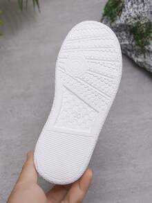 1 Pair Unisex Children Casual Hook And Loop Sneakers, Comfortable Slip-On Flat Shoes Suitable For Outdoor Wear All Seasons - White - View 7