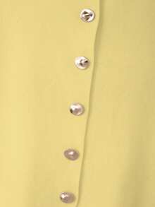 FOR BEAUTY Spring & Summer New Round Neck Button Minimalist Chic Urban Modern Knit Top, Cream Yellow, Commuter Style Graduation Top, New Year Casual - Garcinia - View 11