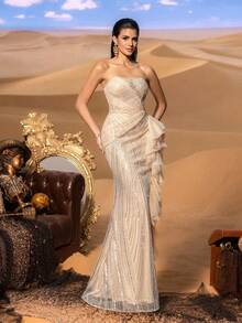 Faeriesty 优雅无肩带晚礼服，后背系带设计，不对称荷叶边下摆——水晶点缀的美人鱼尾裙，高开衩细节，适合盛大晚宴、奢华婚礼、正式颁奖典礼、红毯活动和高端慈善晚宴等场合。 - 香檳色 - 查看 1