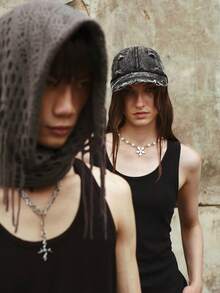 1 件男女通用休闲流苏围巾，纯色面罩颈套，街头朋克嘻哈风格三角围巾头巾，送给男朋友、兄弟、家人的最佳礼物