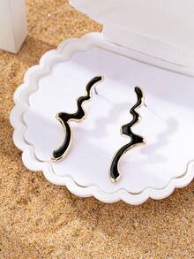 1pair Asymmetrical Personalized Earrings, European And American Style - Irregular Earrings - View 12