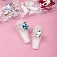 Set de 48 dijes de mariposa para uñas - Decoraciones de aleación con rhinestones brillantes para manicura y pedicura DIY - Multicolor - Ver 4