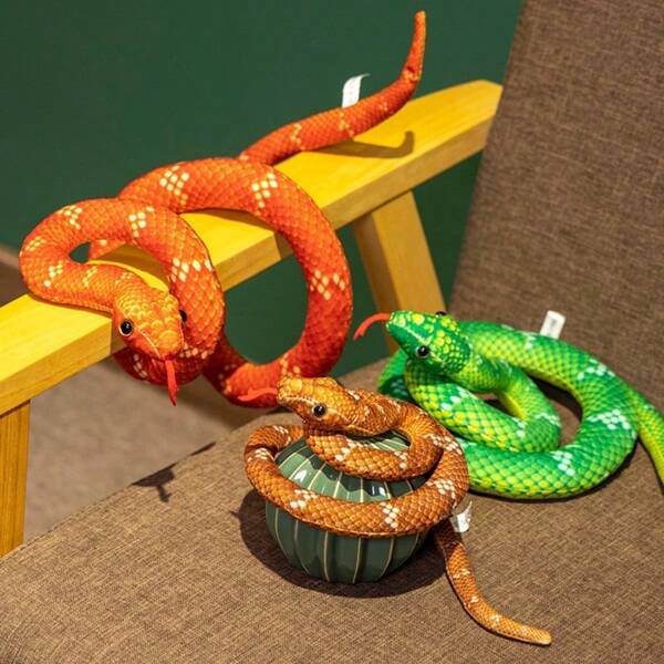 1 pieza de 70 cm, serpiente pitón manchada, juguete de peluche, serpiente de dibujos animados, muñeca, divertida y aterradora para Halloween, muñeca pitón para niños, serpiente falsa, serpiente de bolsillo, decoraciones para fiestas, colores enviados al azar