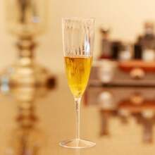 6-Ounce Clear Champagne Glasses, Disposable Cups Suitable For Parties, Weddings, Banquets, Family Holidays, Picnics, Cocktails, Mimosas, Bars, Engagements, Thanksgiving, Christmas, And Baking